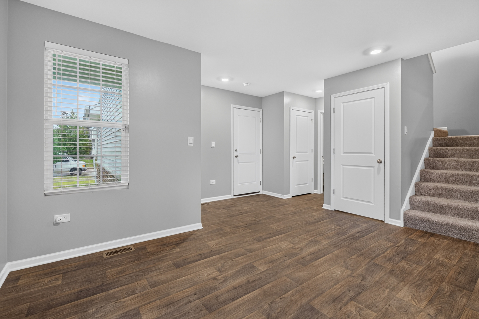 1307 Fawnlily Circle Property Photo 4