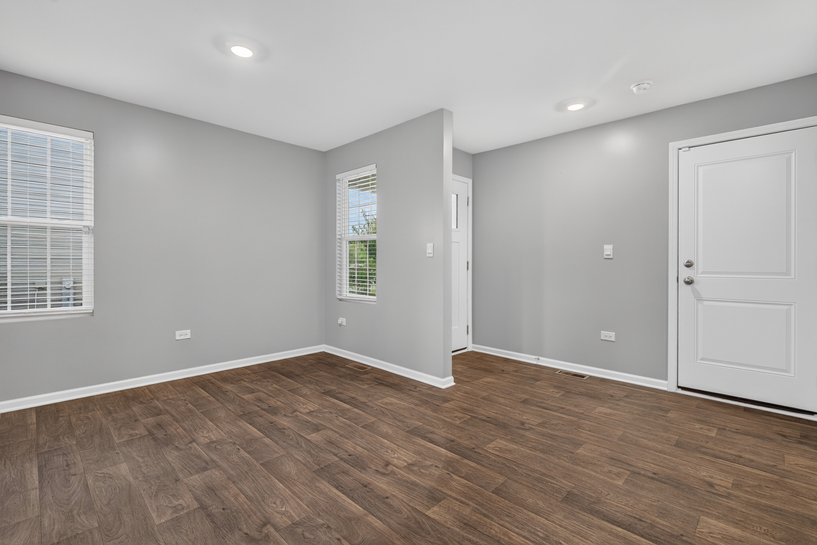 1307 Fawnlily Circle Property Photo 15