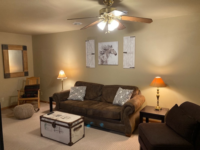 325 Clark Street 2c Property Photo 3