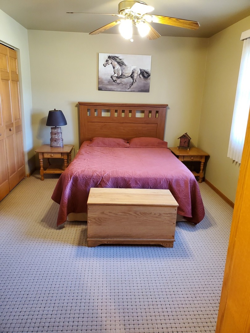 325 Clark Street 2c Property Photo 4