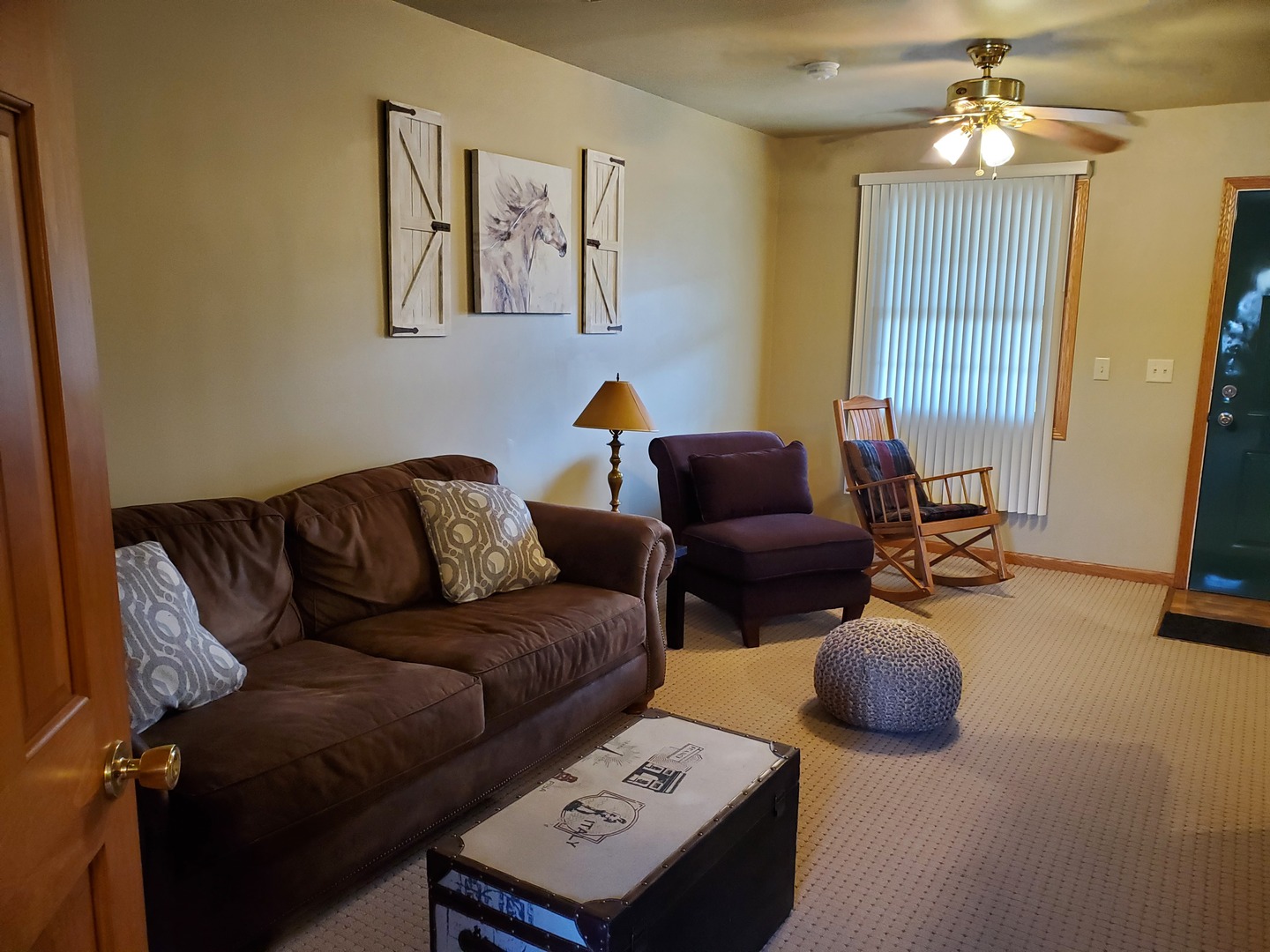 325 Clark Street 2c Property Photo 9