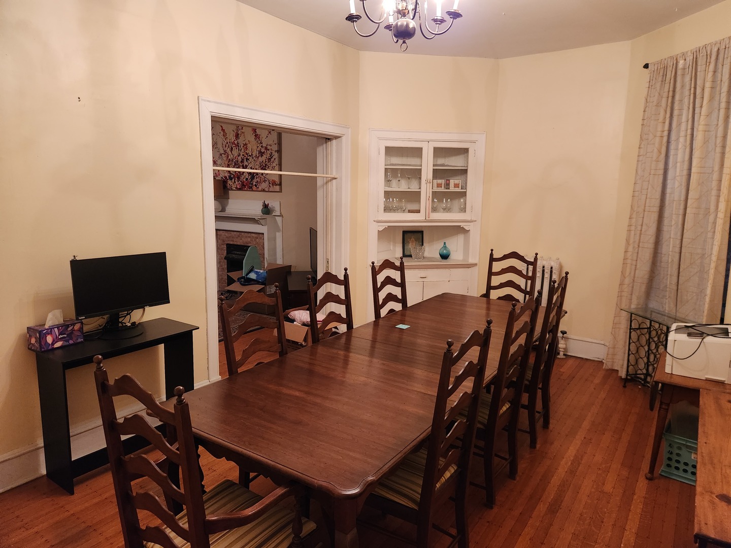 664 W Oakdale Avenue 3 Property Photo 6