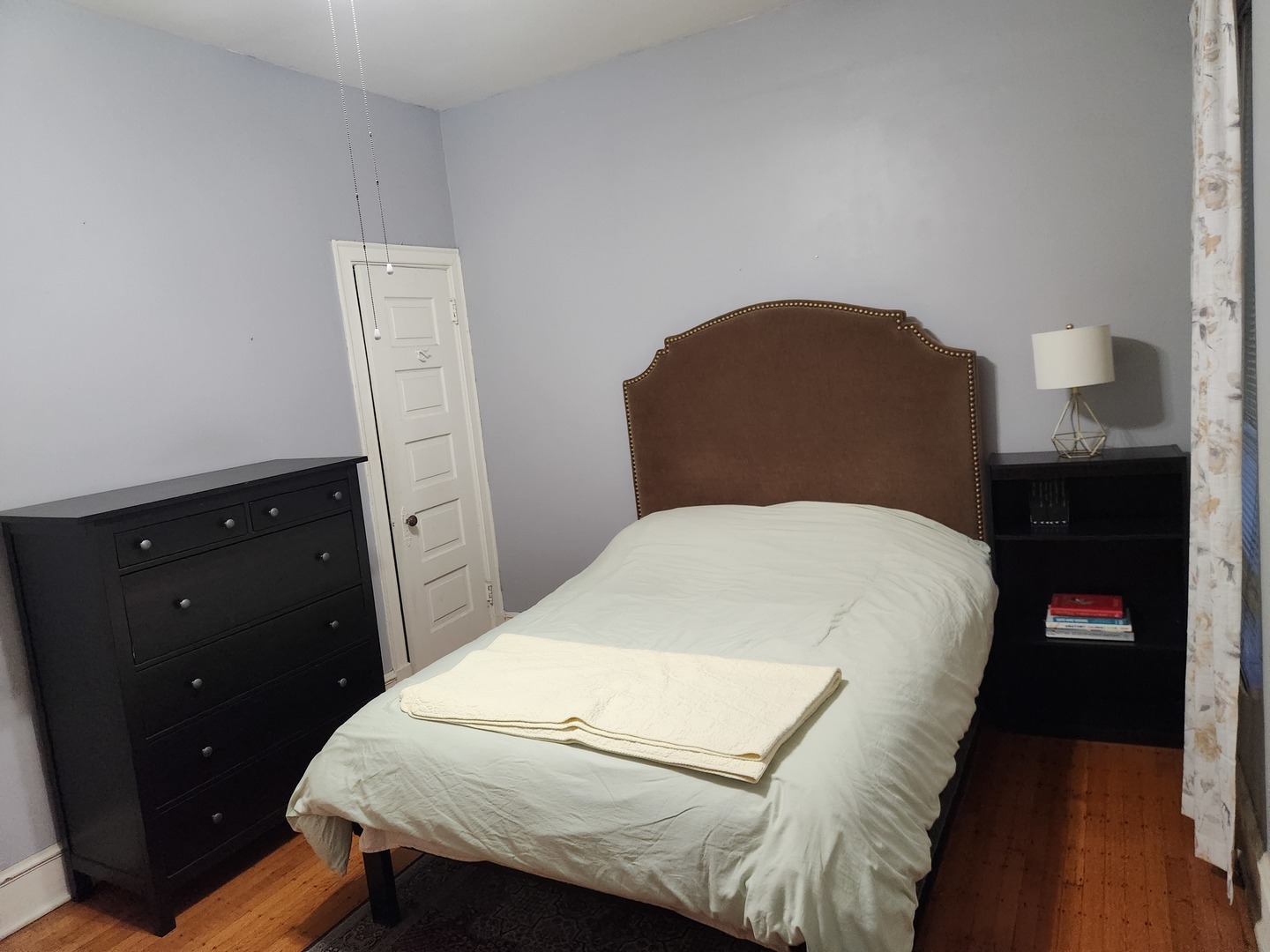 664 W Oakdale Avenue 3 Property Photo 11