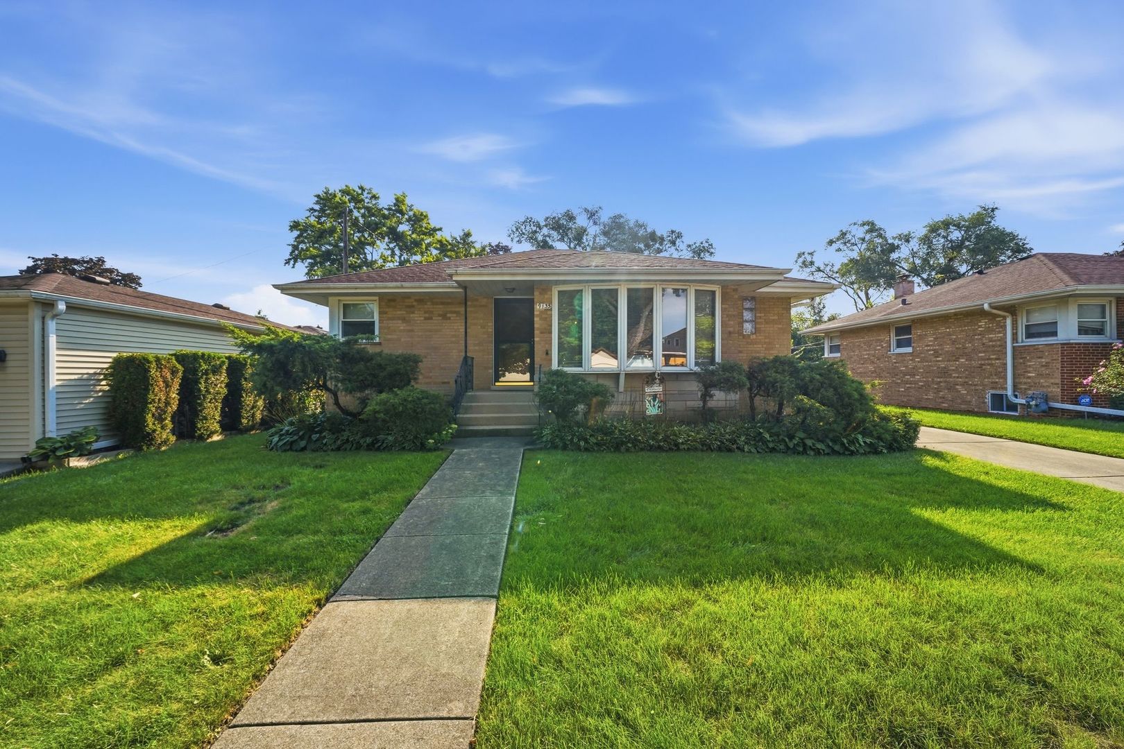 9135 Cherry Avenue Property Photo 1
