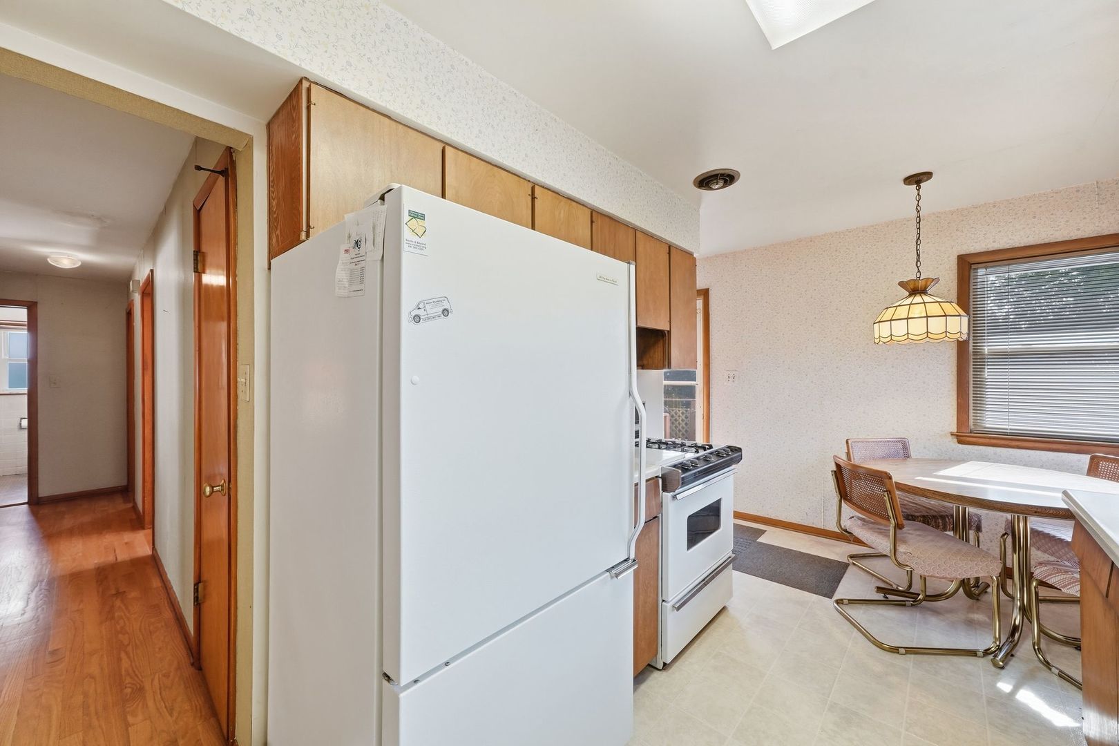 9135 Cherry Avenue Property Photo 9