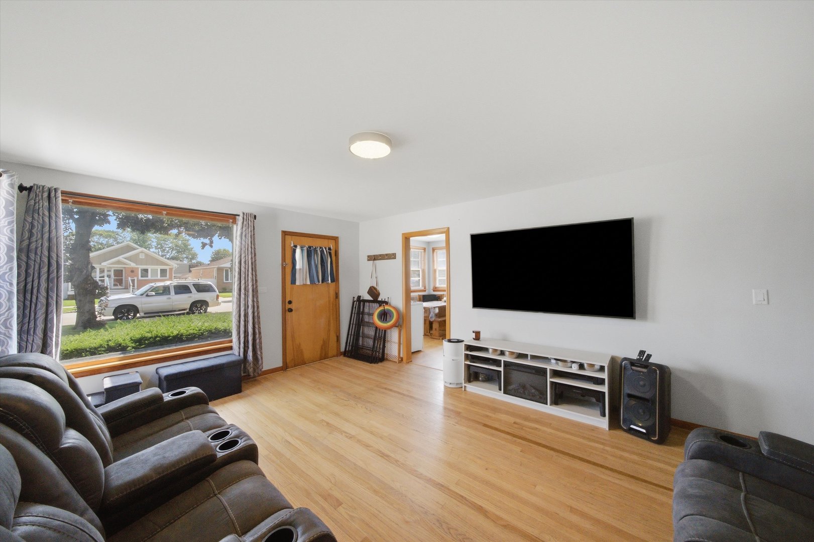 3536 Ernst Street Property Photo 6