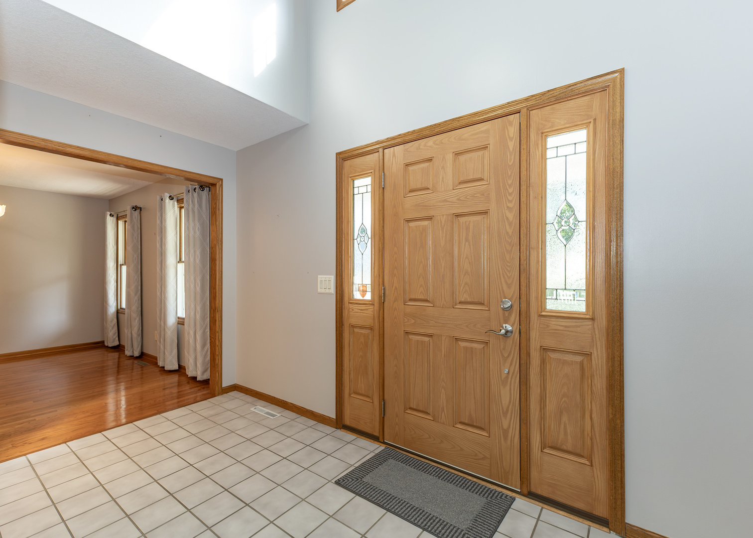 906 Ridgeview Court Property Photo 5