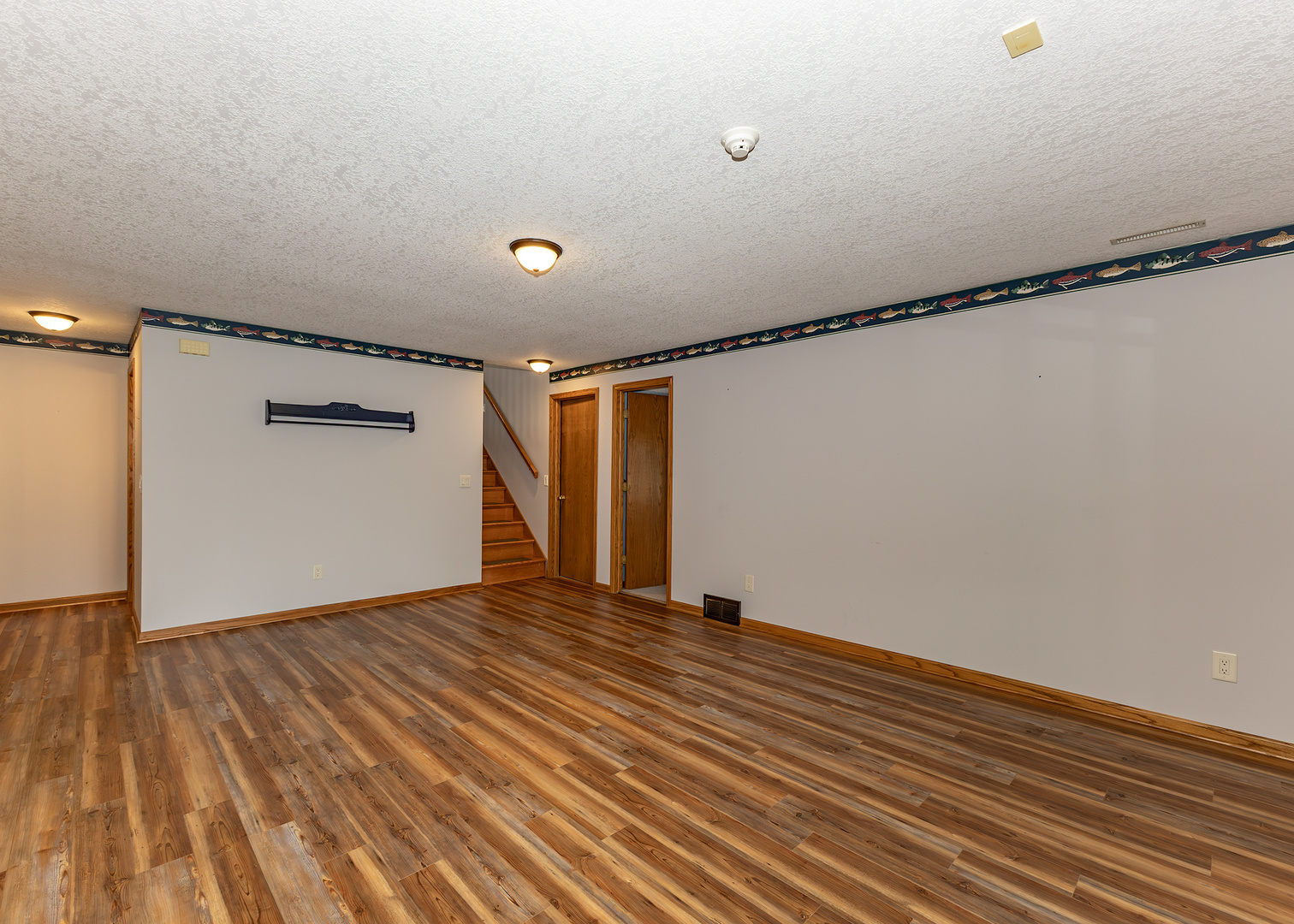 906 Ridgeview Court Property Photo 25