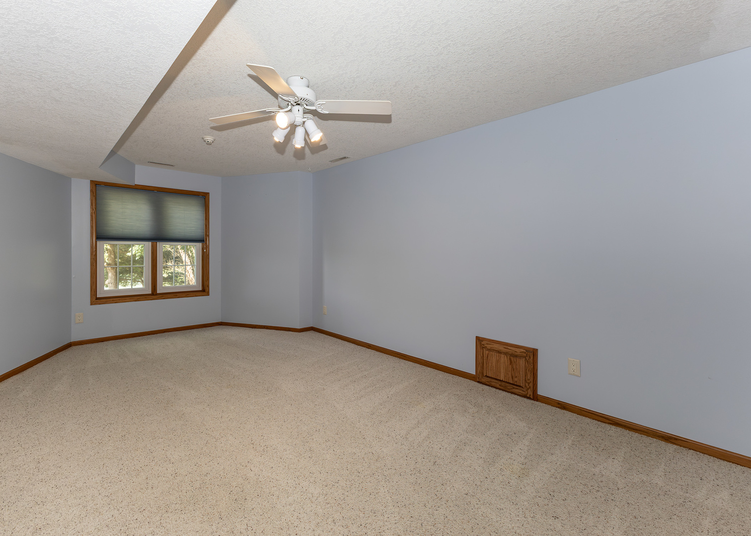 906 Ridgeview Court Property Photo 27
