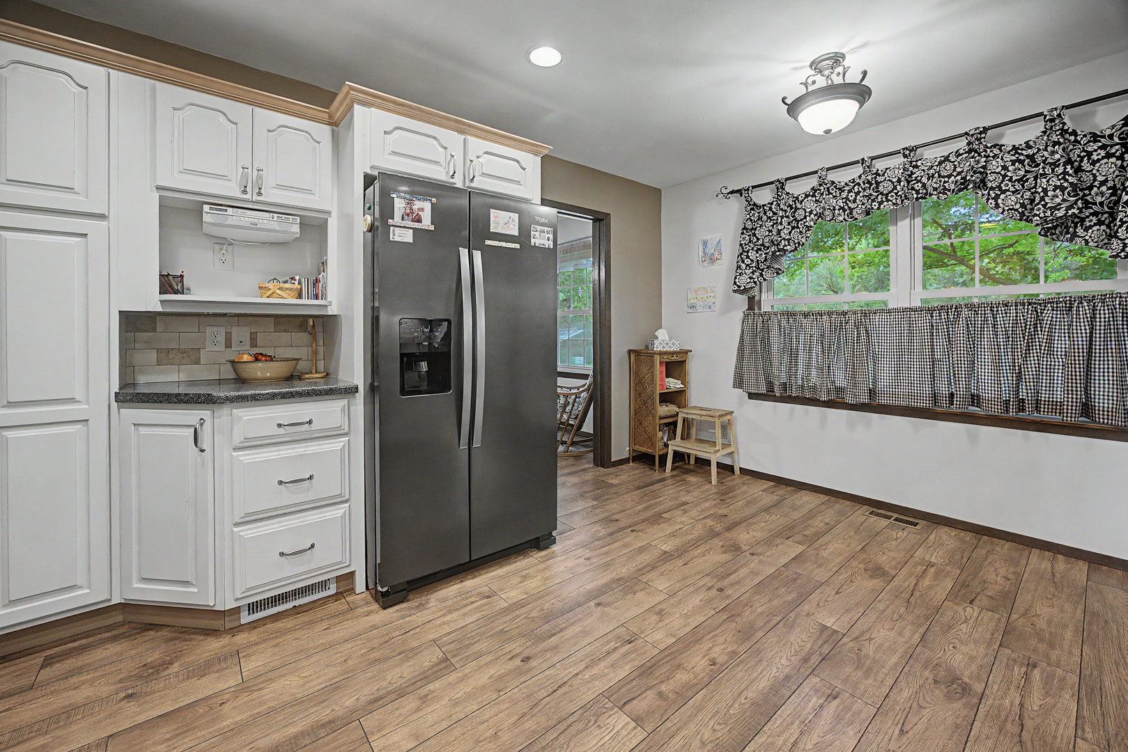 777 S High Street Property Photo 13