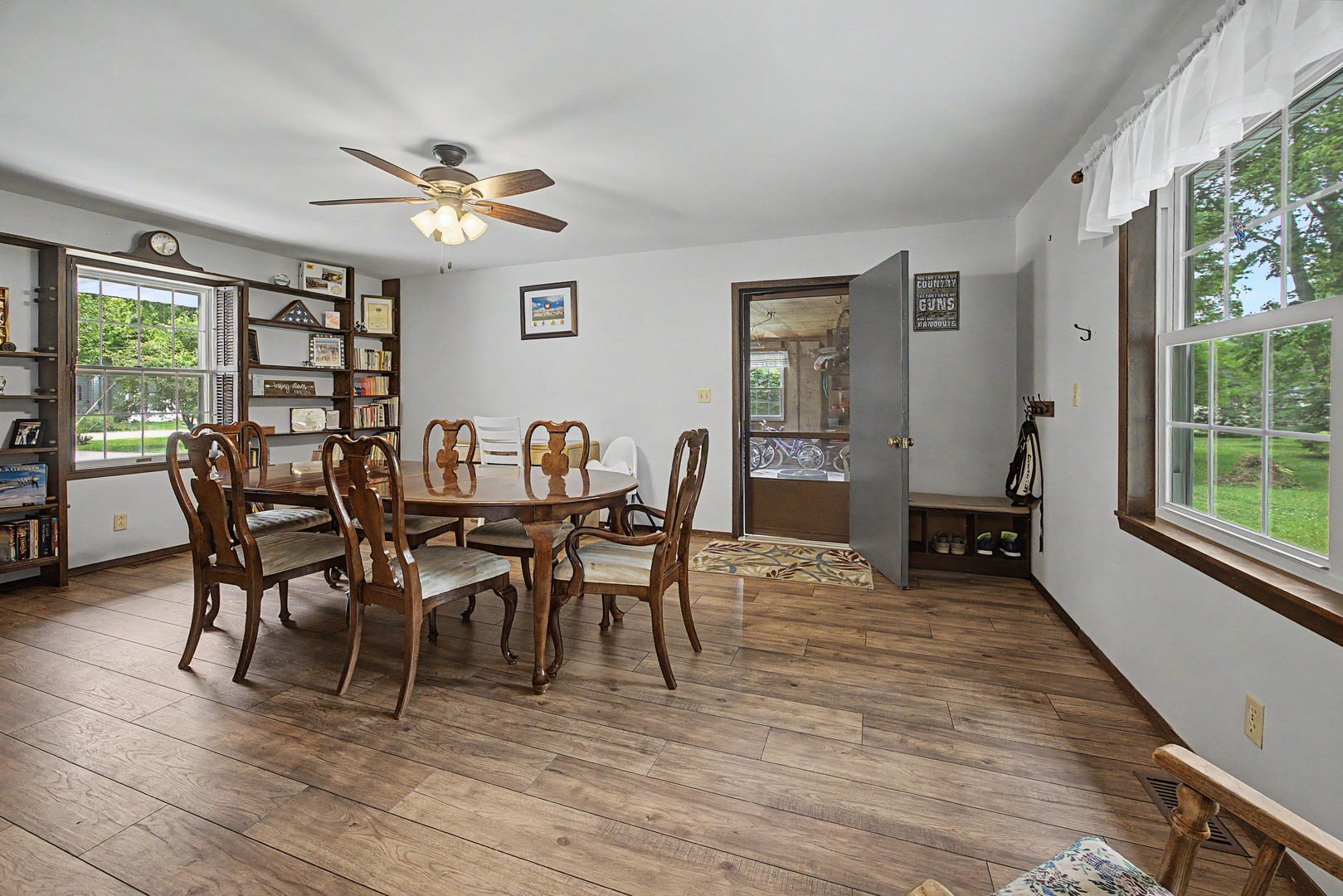 777 S High Street Property Photo 16