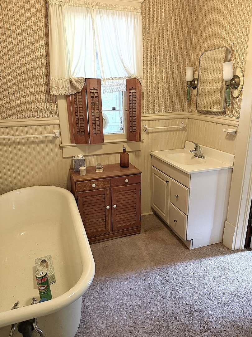 722 S Hennepin Avenue Property Photo 16