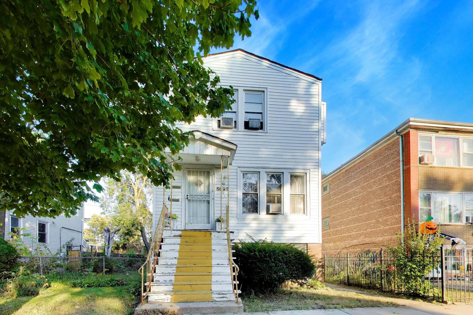 5623 S Oakley Avenue Property Photo 1