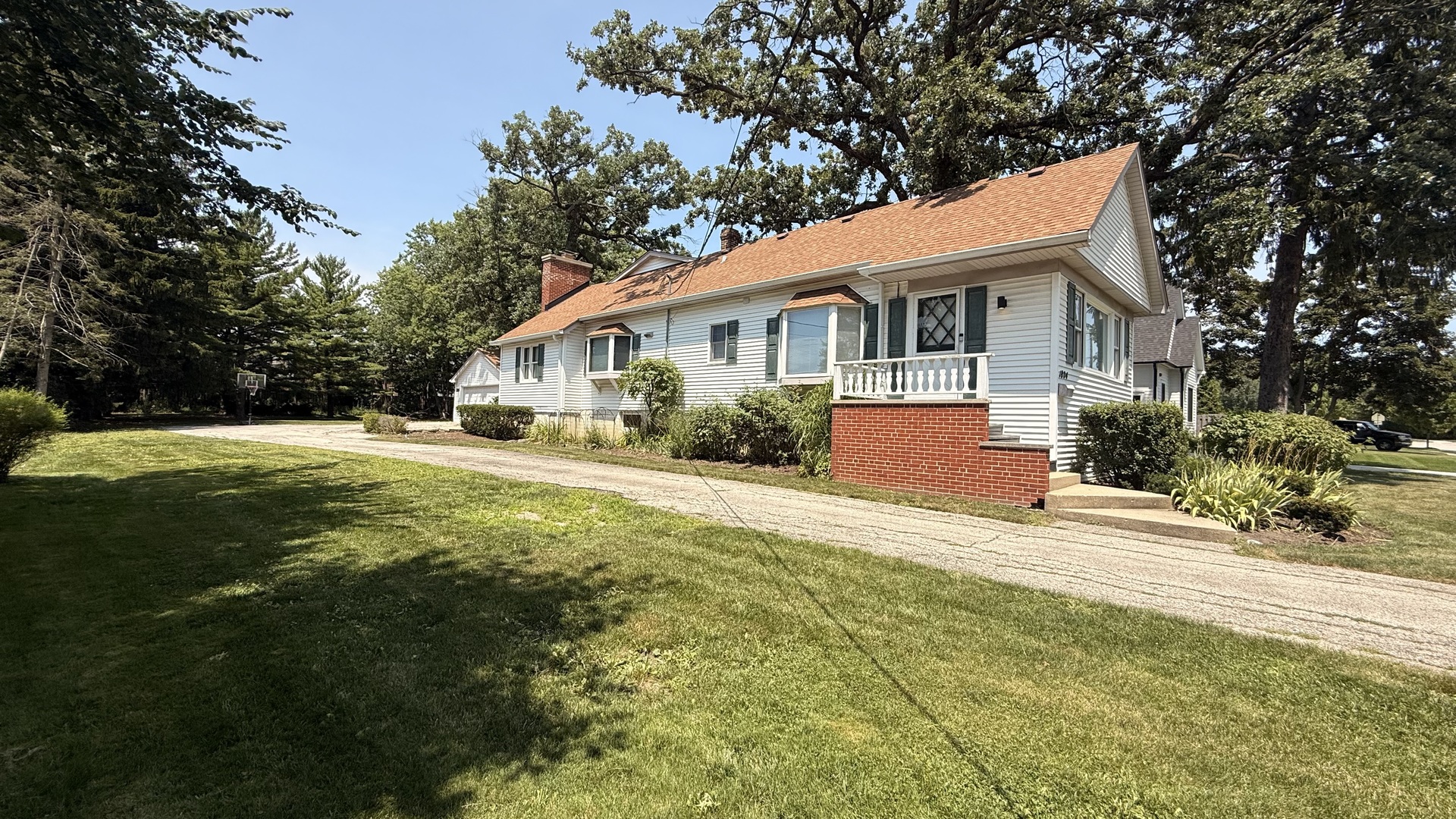 1804 Chapel Court Property Photo 1