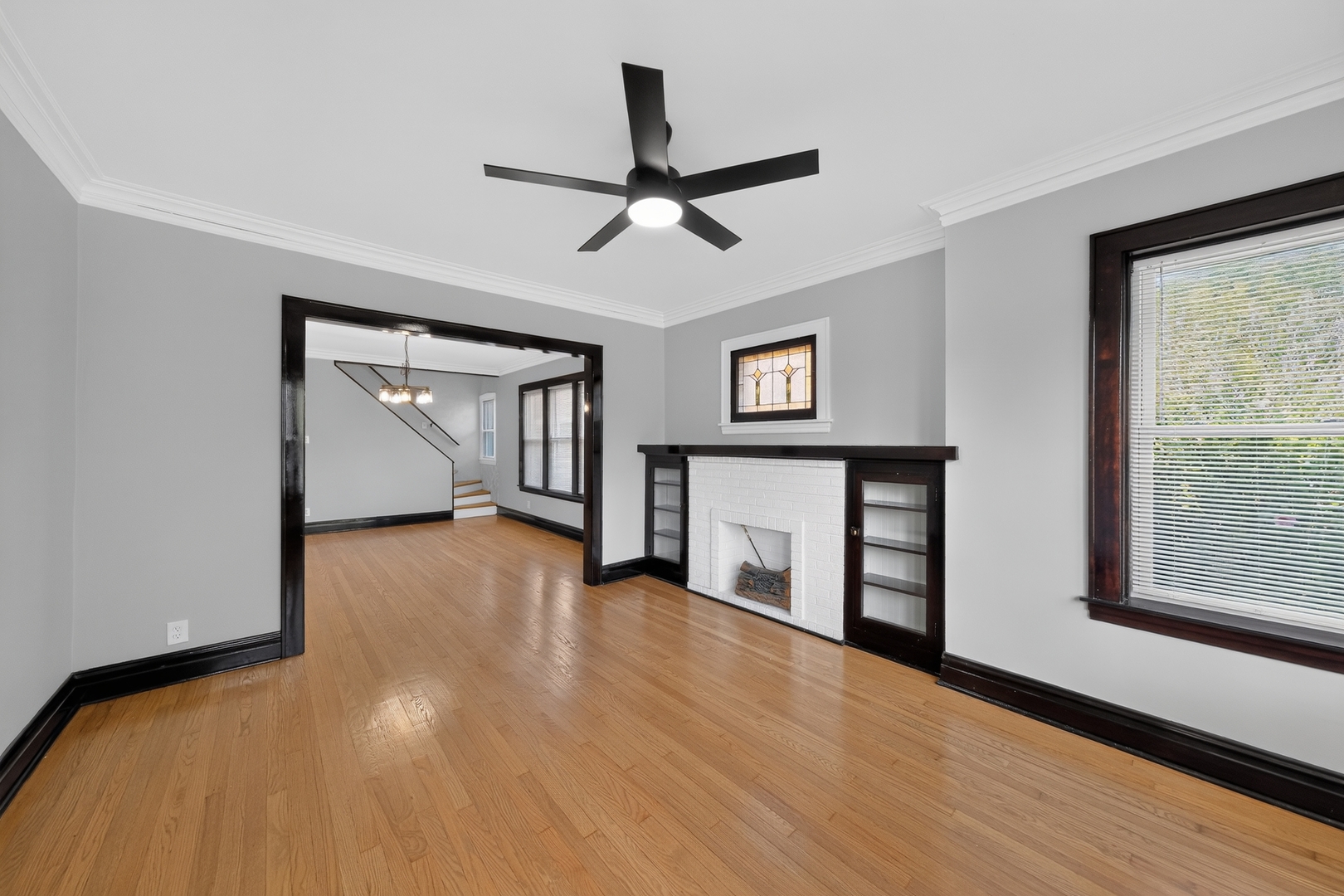 5755 W Eddy Street Property Photo 8