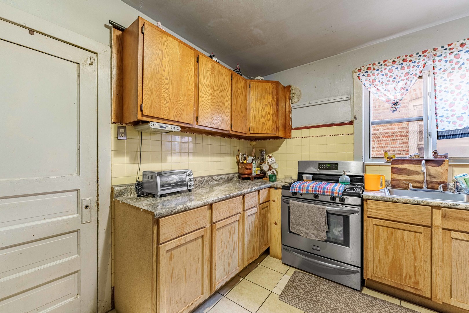 5036 W Wrightwood Avenue Property Photo 18
