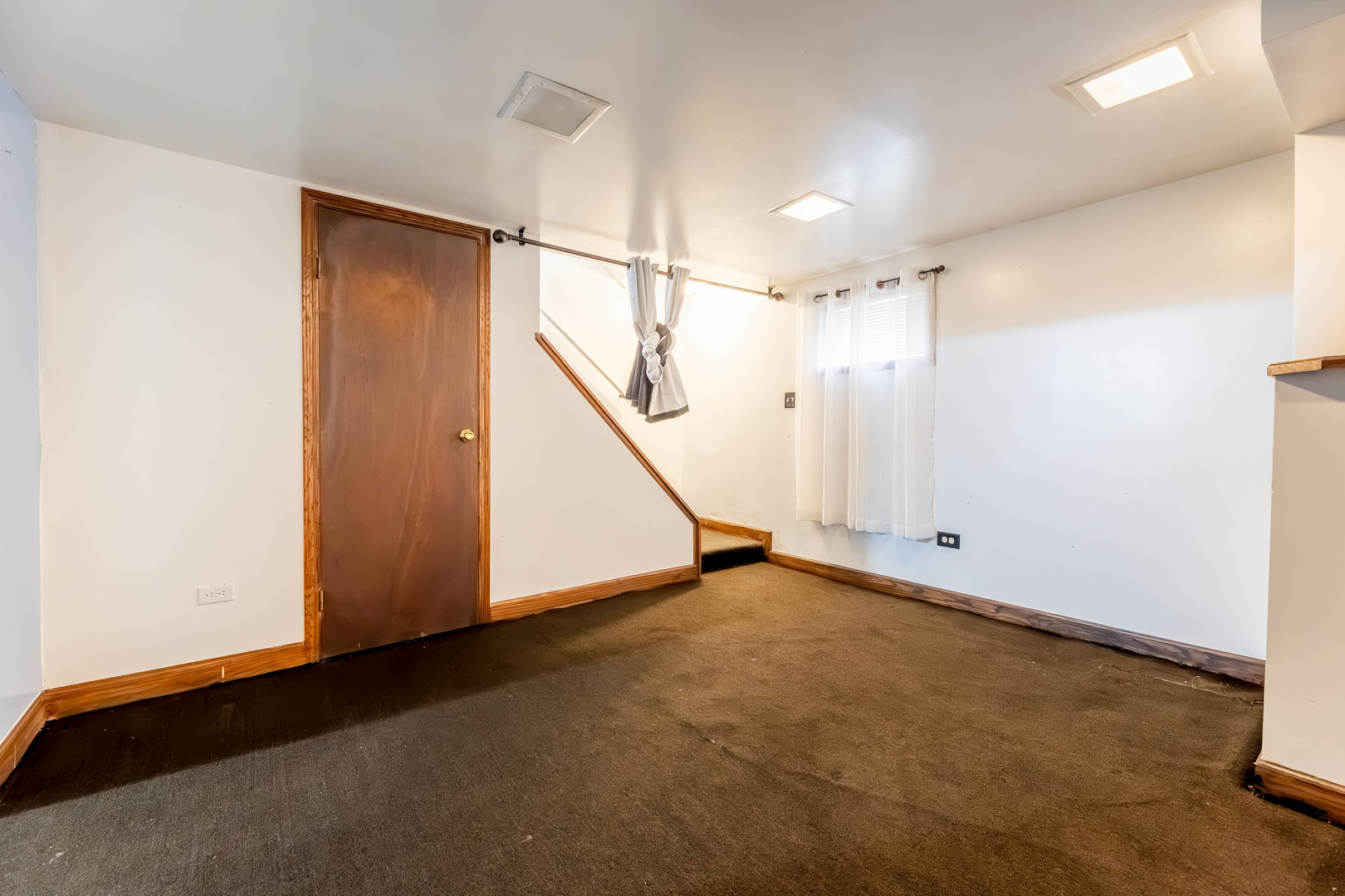 9543 S Mozart Street Property Photo 14