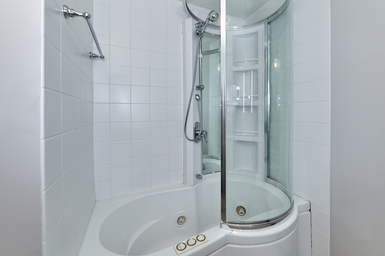 1212 N Lake Shore Drive 24bn Property Photo 31