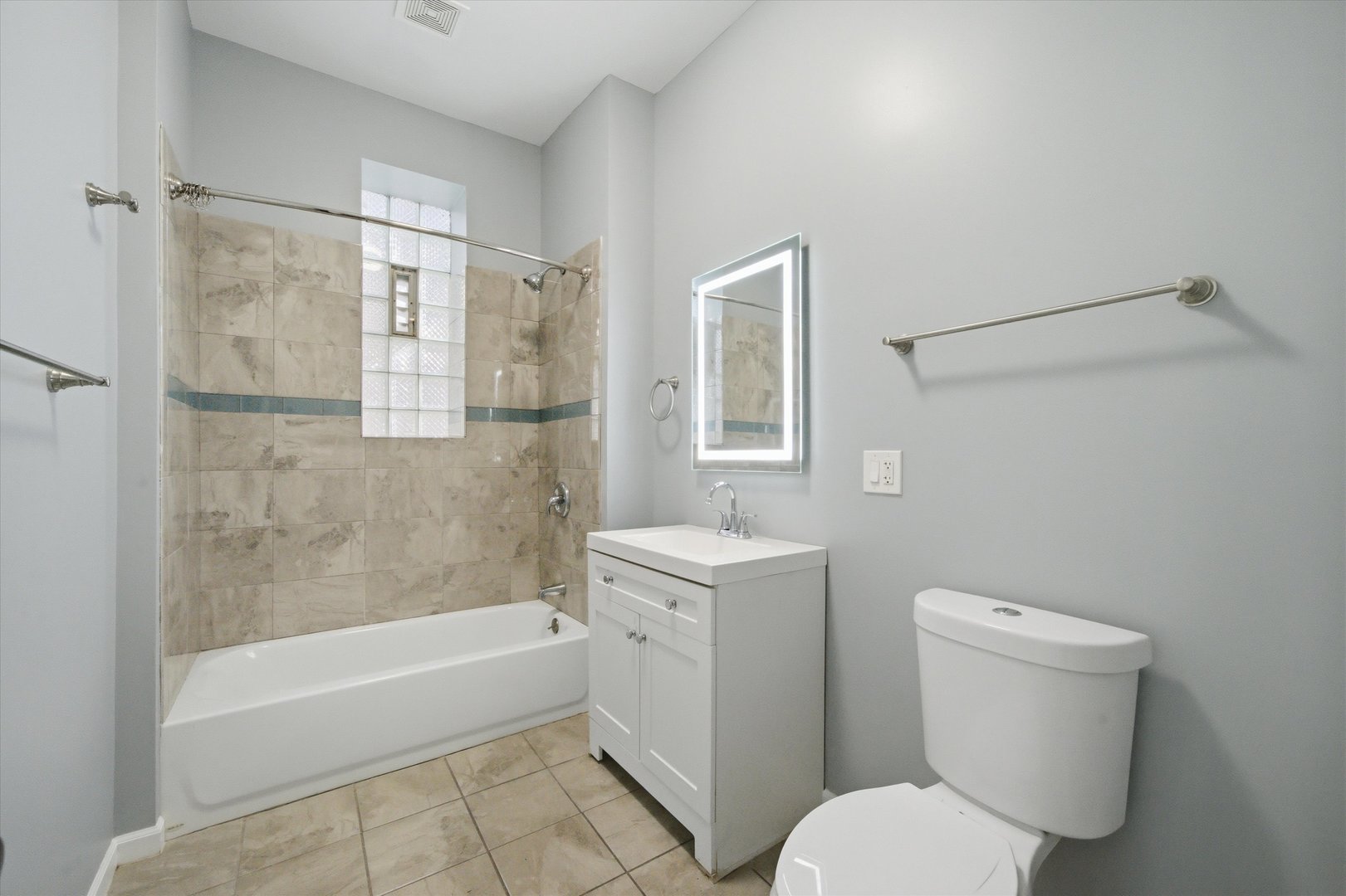 1656 S Troy Street Property Photo 12