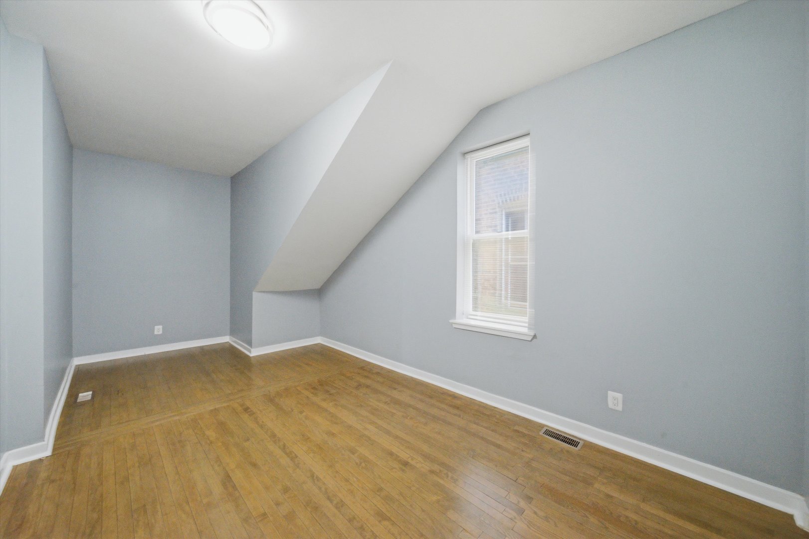1656 S Troy Street Property Photo 17