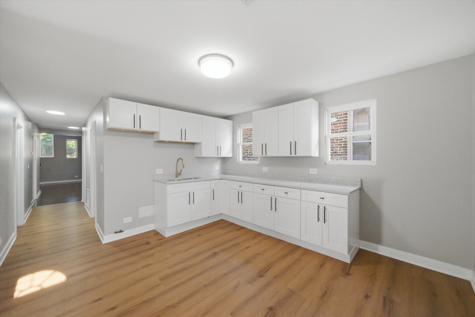 1656 S Troy Street Property Photo 23