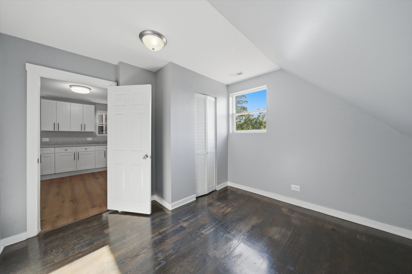 1656 S Troy Street Property Photo 30