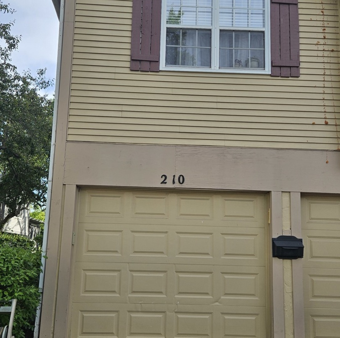 210 Redwood Court Property Photo 2