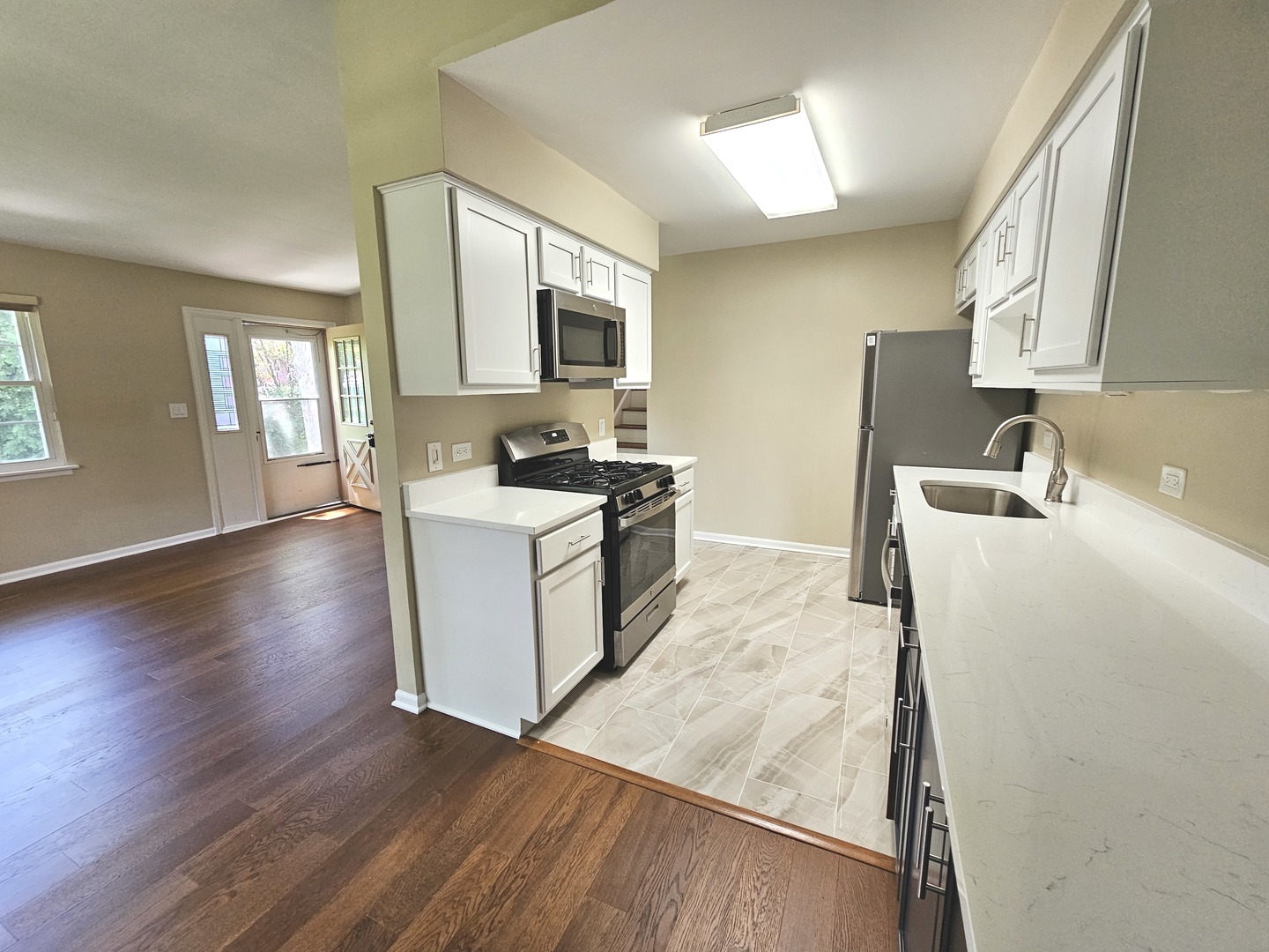 210 Redwood Court Property Photo 4