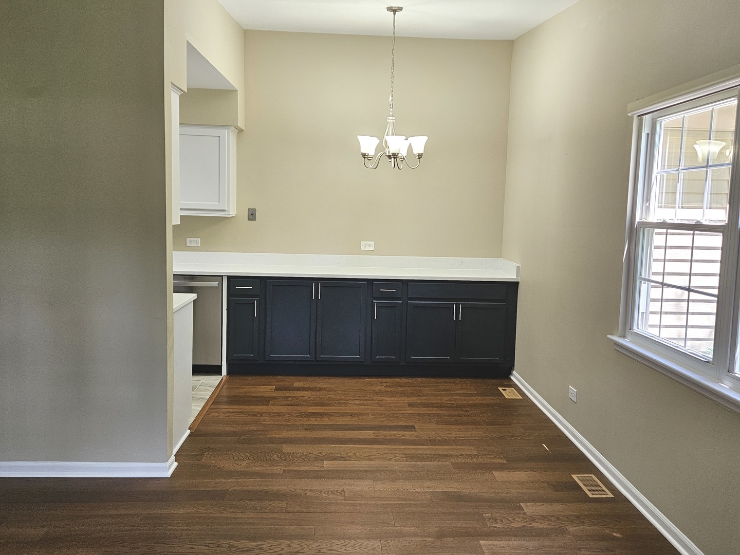 210 Redwood Court Property Photo 6