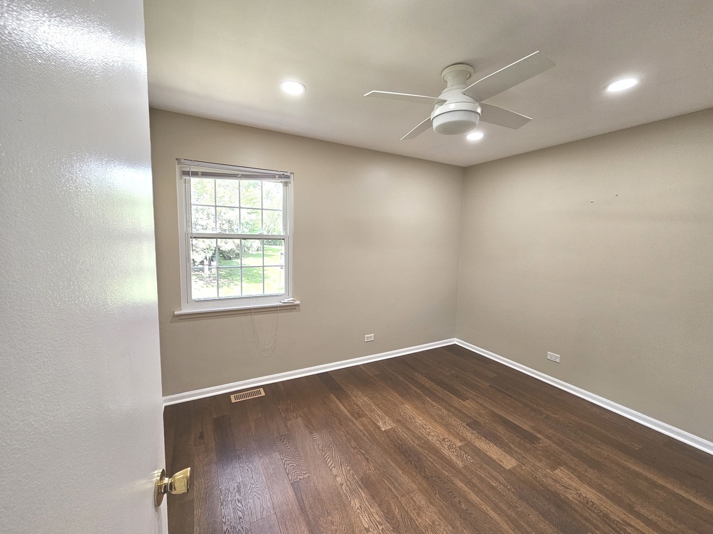 210 Redwood Court Property Photo 12