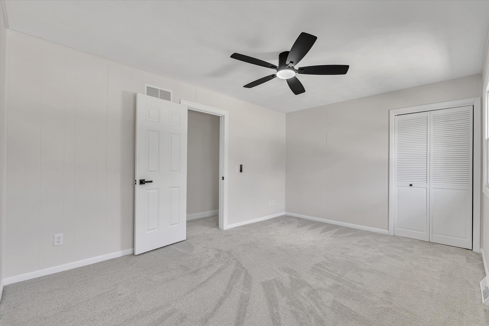 135 Sherwood Drive Property Photo 37