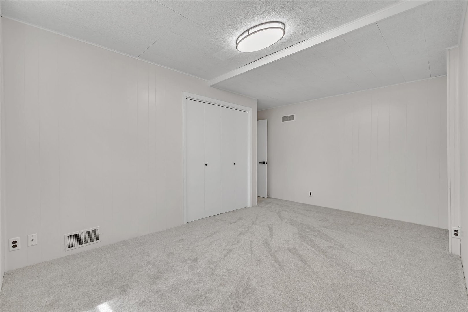135 Sherwood Drive Property Photo 42