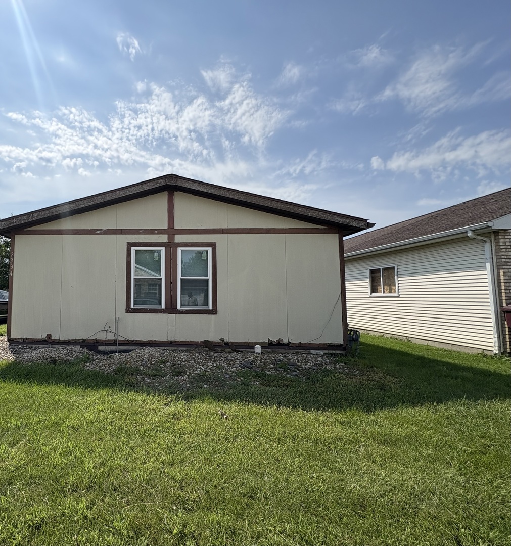 2234 Rush Street Property Photo 1