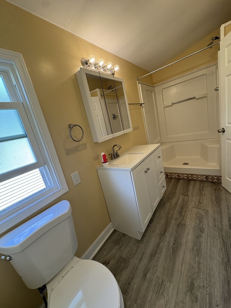 2234 Rush Street Property Photo 5