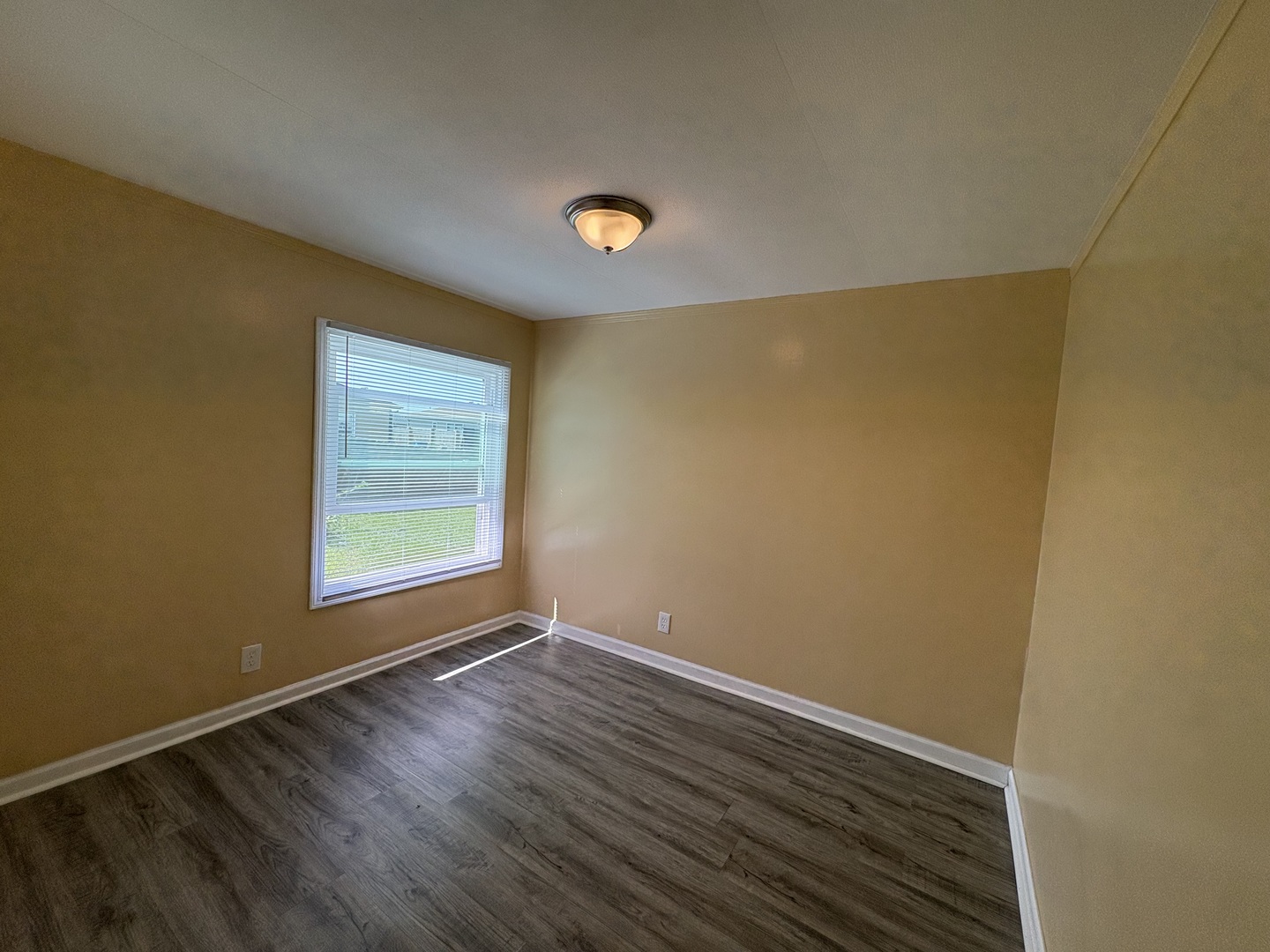 2234 Rush Street Property Photo 6