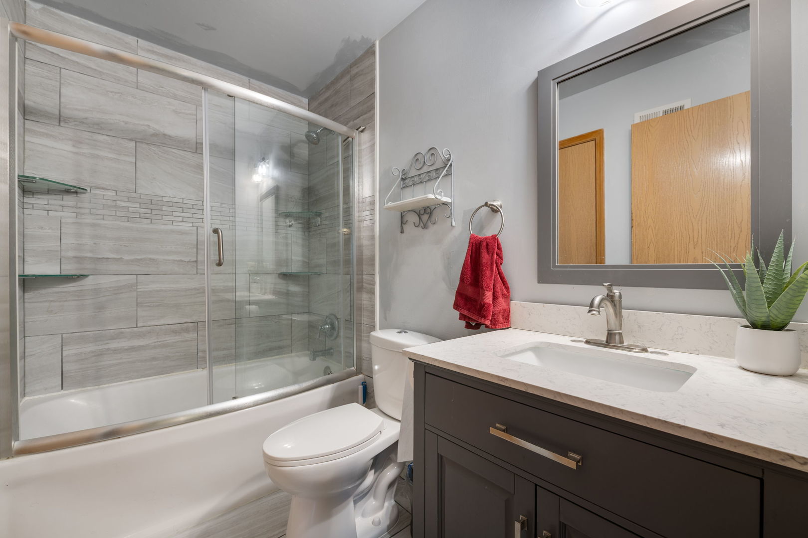101 Eisenhower Drive Property Photo 15