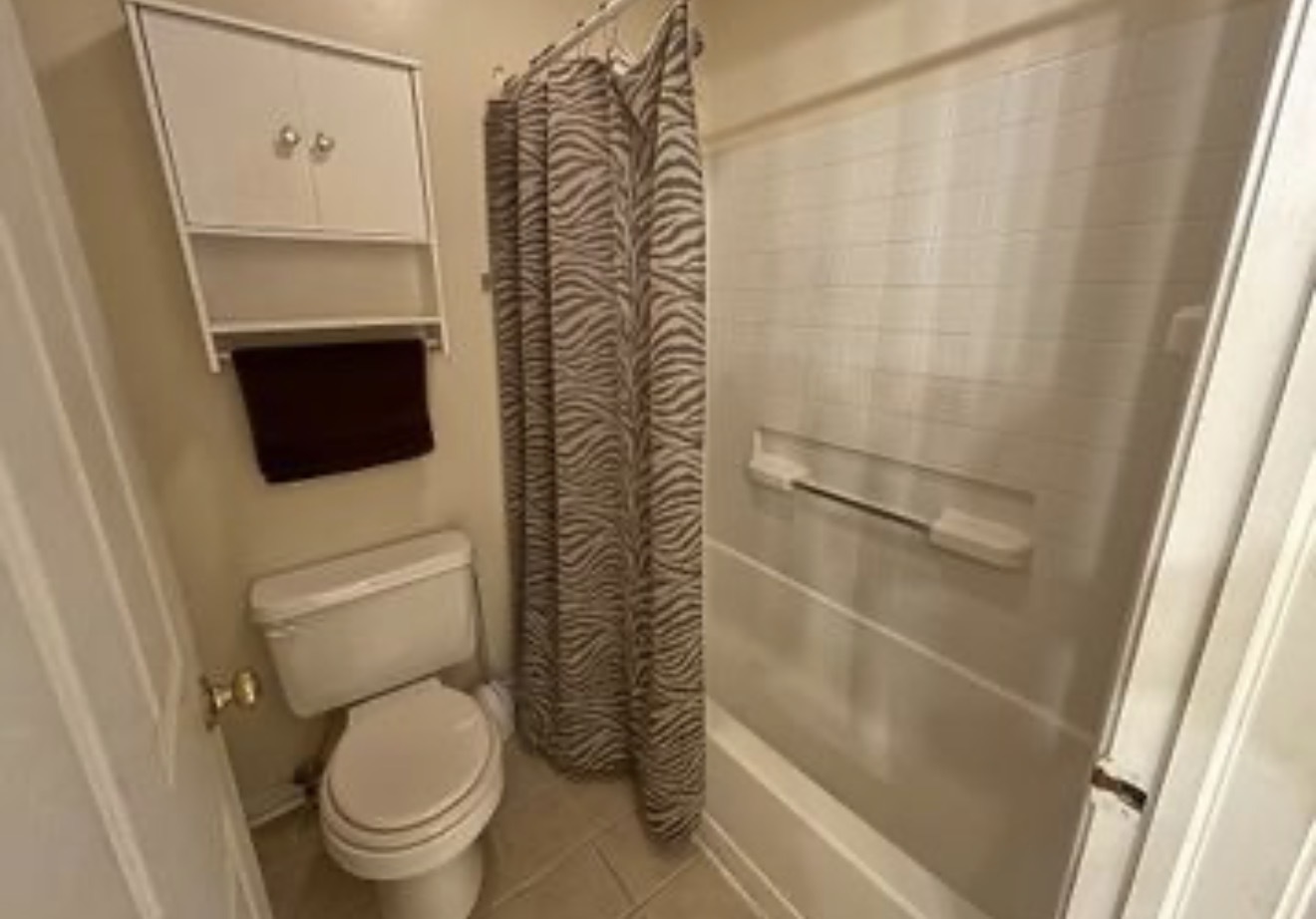 2081 Litchfield Lane Property Photo 10
