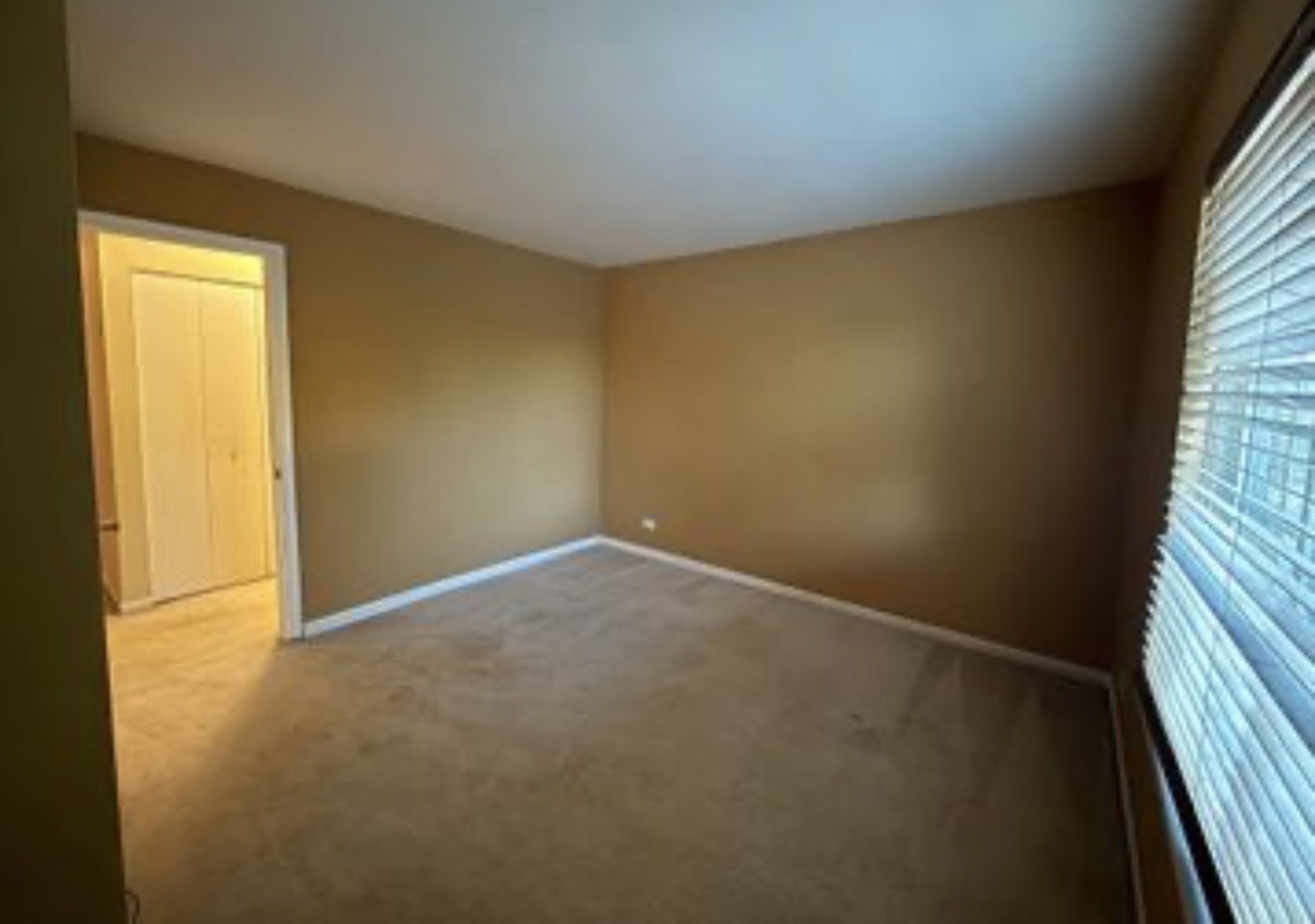 2081 Litchfield Lane Property Photo 12