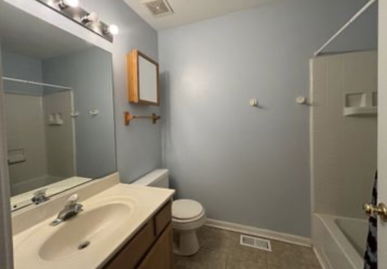 2081 Litchfield Lane Property Photo 13