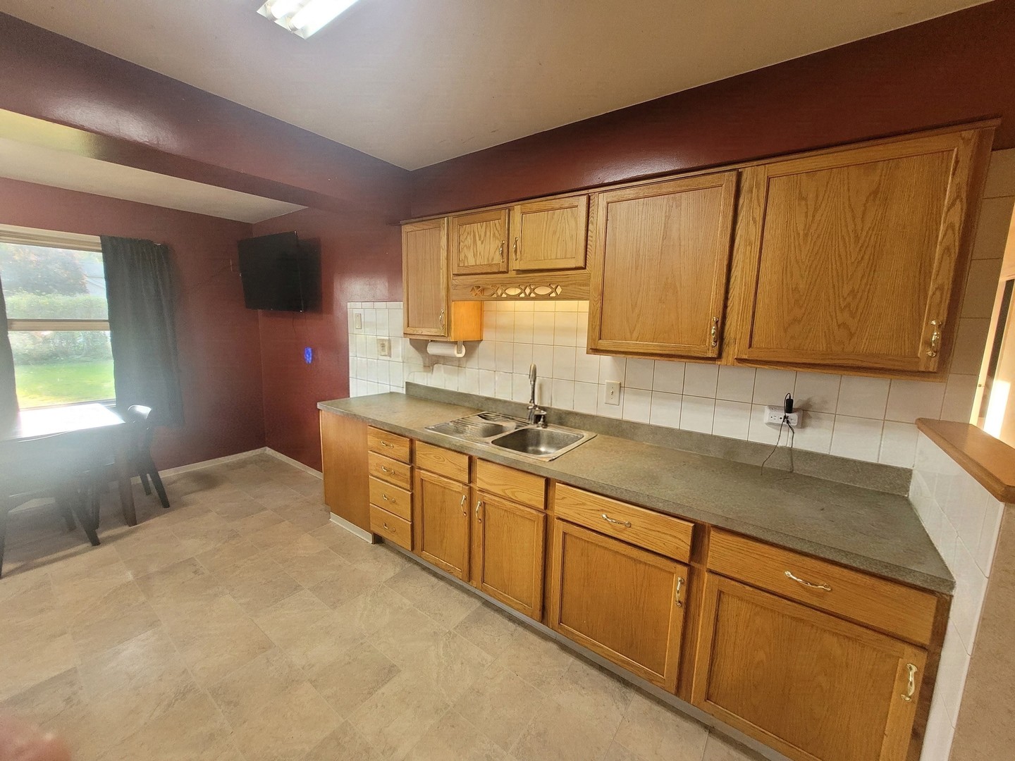 7435 Banks Street Property Photo 9
