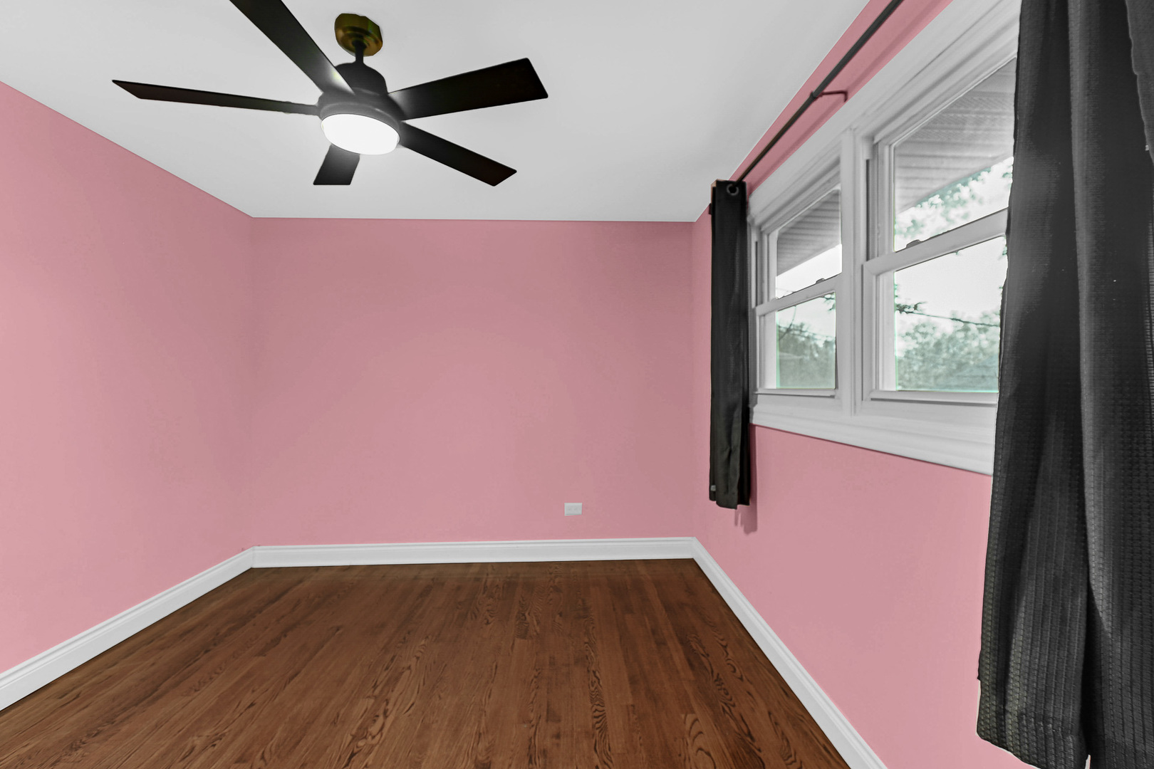 4340 Mann Street Property Photo 11