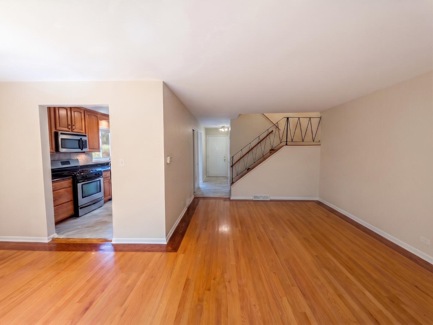 270 N Dover Lane Property Photo 3