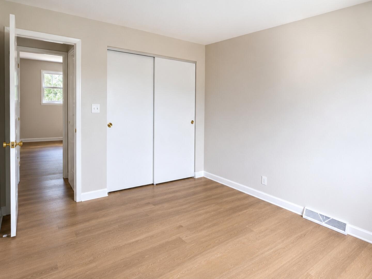 270 N Dover Lane Property Photo 19