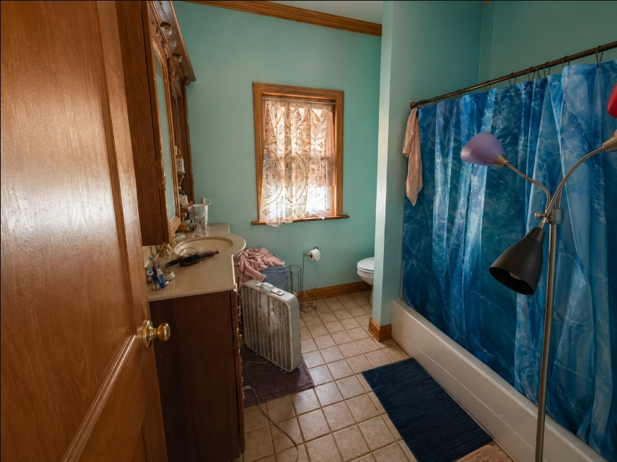 933 E Madison Street Property Photo 15