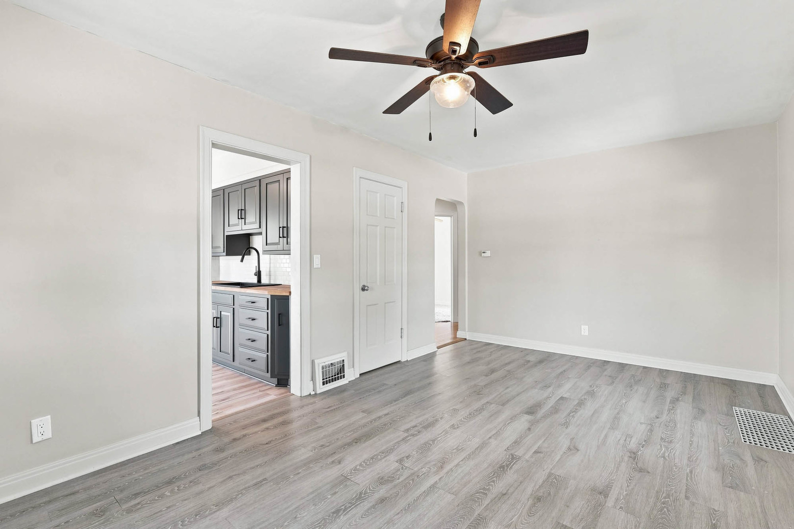 3714 12th Street Property Photo 5