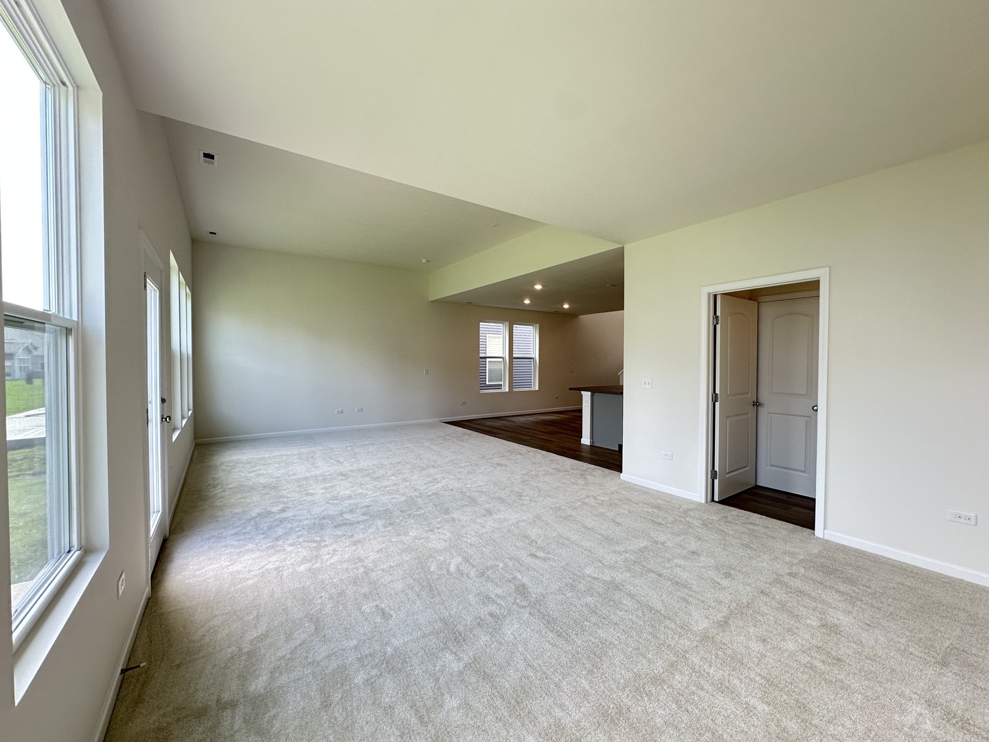 2656 Lawlor Lane Property Photo 7