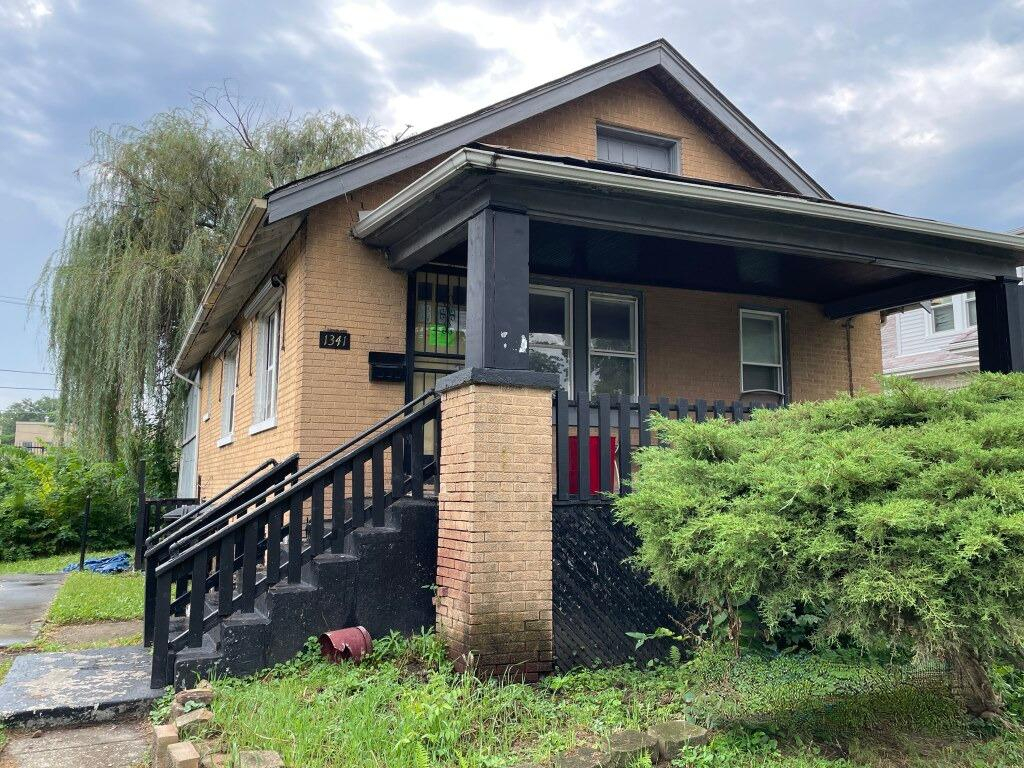 1341 W 112th Place Property Photo 1