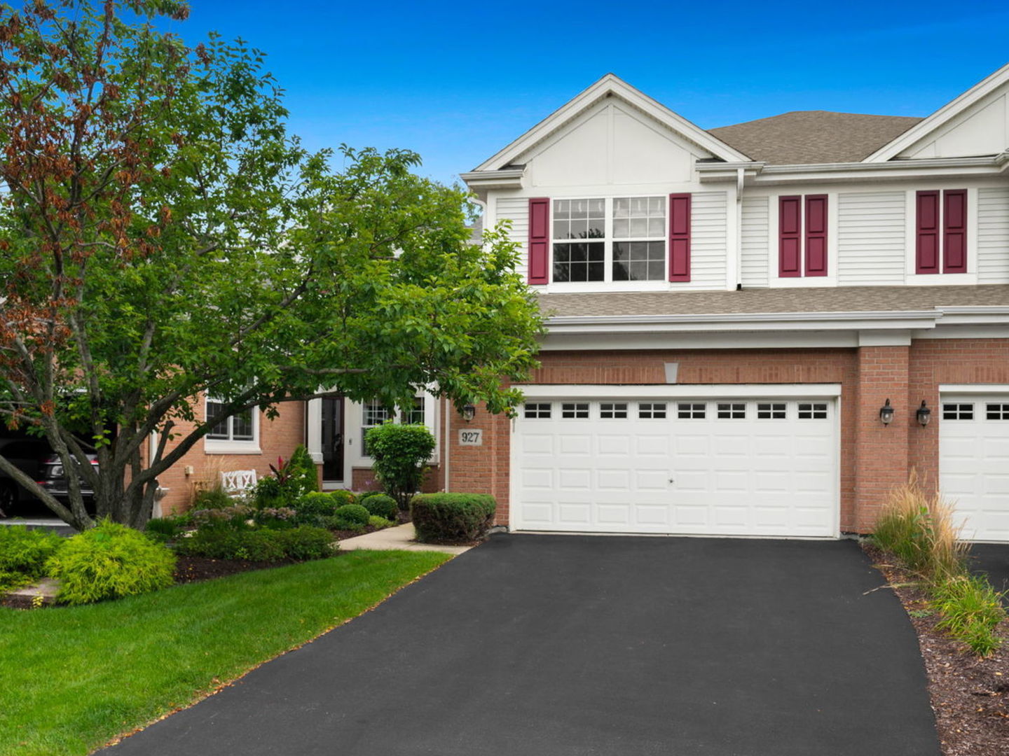 927 Winners Cup Court Property Photo 1