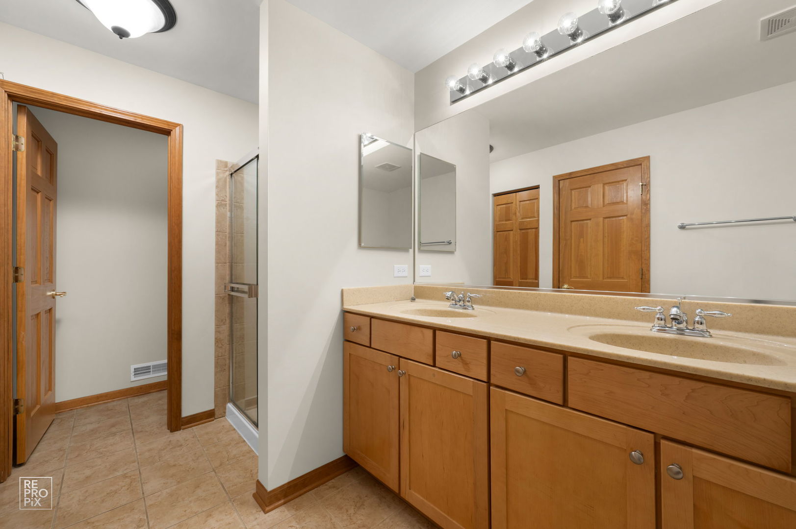 927 Winners Cup Court Property Photo 10