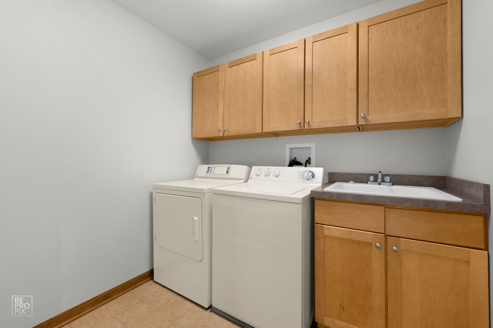927 Winners Cup Court Property Photo 15